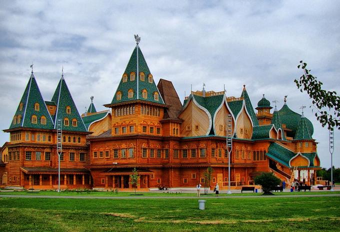 great wooden palace
