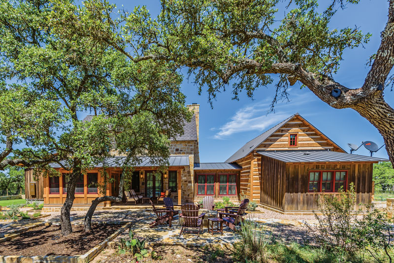 Rustic Iowa Log Home Photos by Expedition Log Homes
