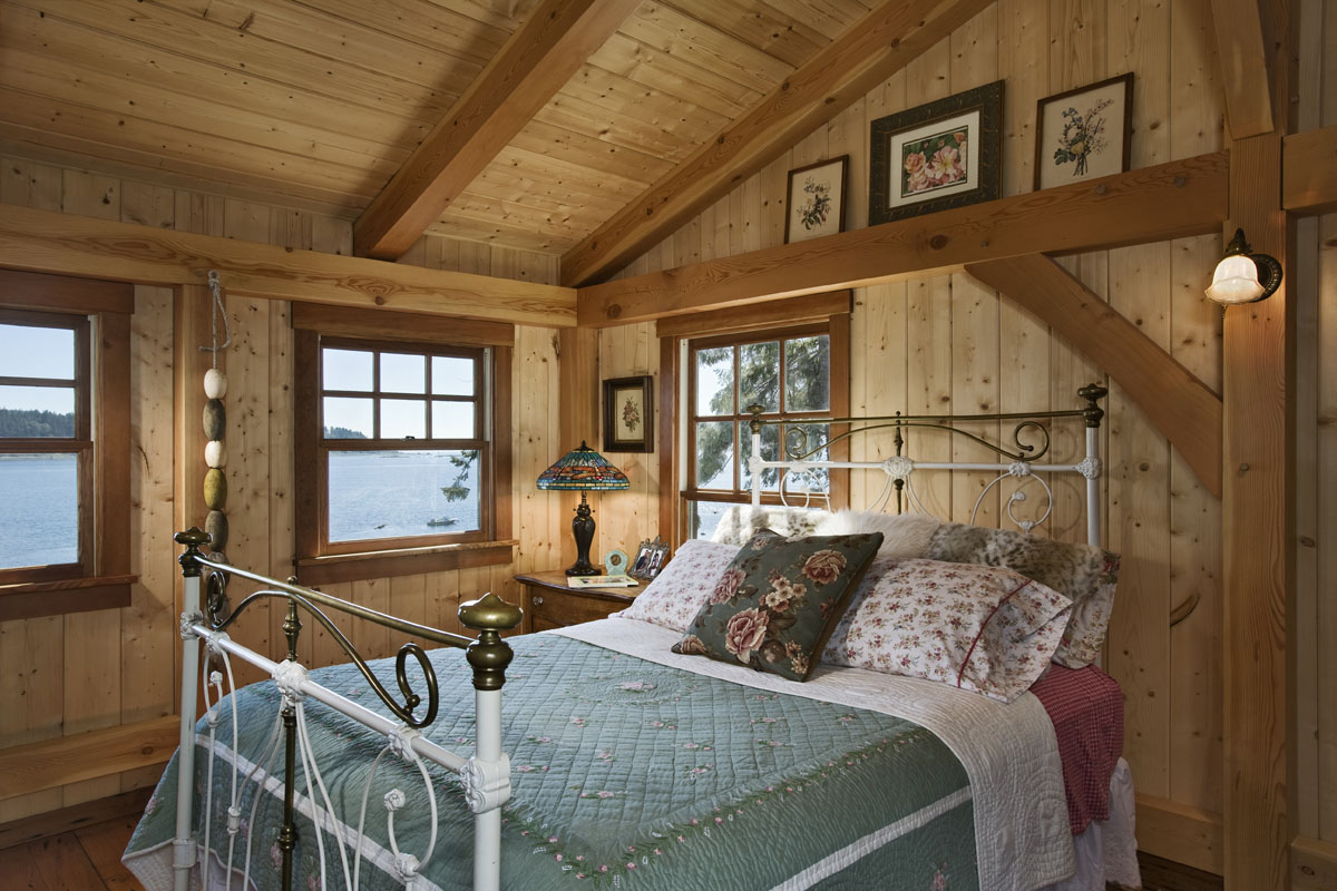 Expert Interior Design Tips For Small Cabins Cottages